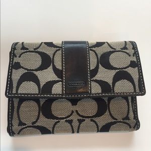 Coach trifold wallet